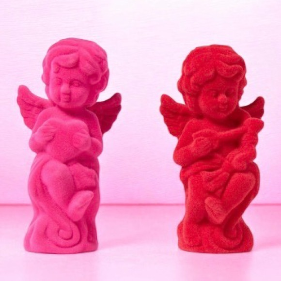 Spritz Cupids Figurals in Pink and Red - Picture 3 of 11